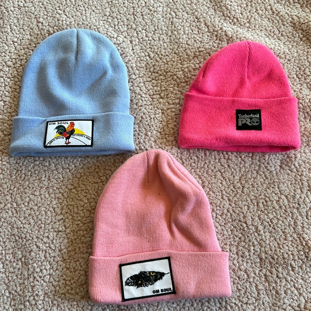 3 Santa Cruz boutique beanies